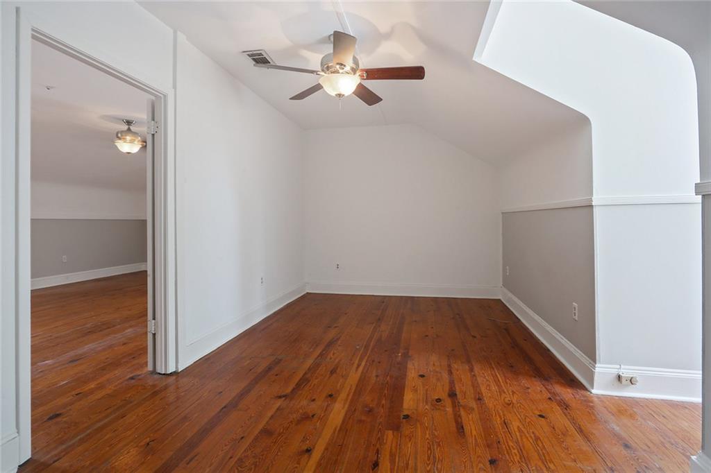 2905 Grand Rte Saint John Street New Orleans, LA 70119 - Photo 20 of 28