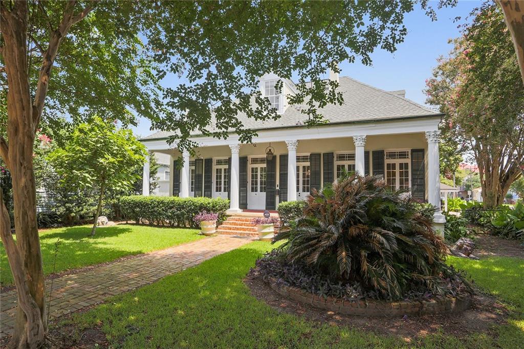 2905 Grand Rte Saint John Street New Orleans, LA 70119 - Photo 2 of 28