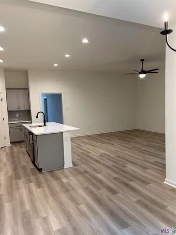 $1,975 | 28542 Middlebrook Way, Denham Springs, LA 70726