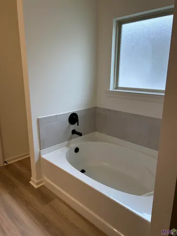 $1,975 | 28542 Middlebrook Way, Denham Springs, LA 70726