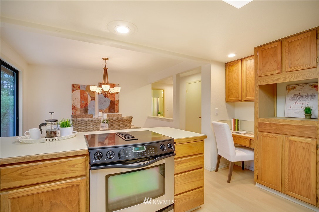 115 East Jonathan Road Bothell, WA 98012 - Photo 8 of 23