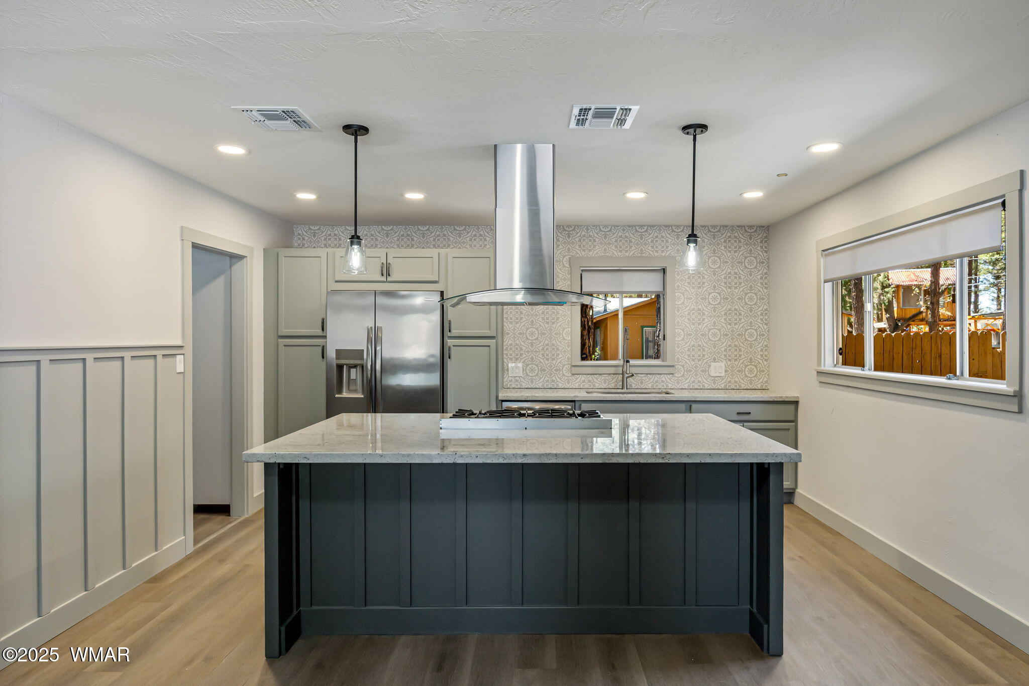24 North Woodland Road Lakeside, AZ 85929 - Photo 6 of 37 Kitchen