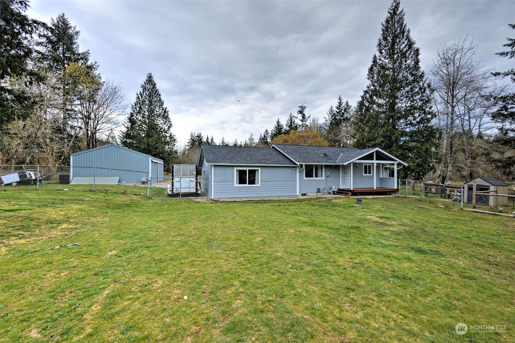 6545 East Grapeview Loop Road Allyn, WA 98524 - Photo 3 of 40 Gallery Image 3