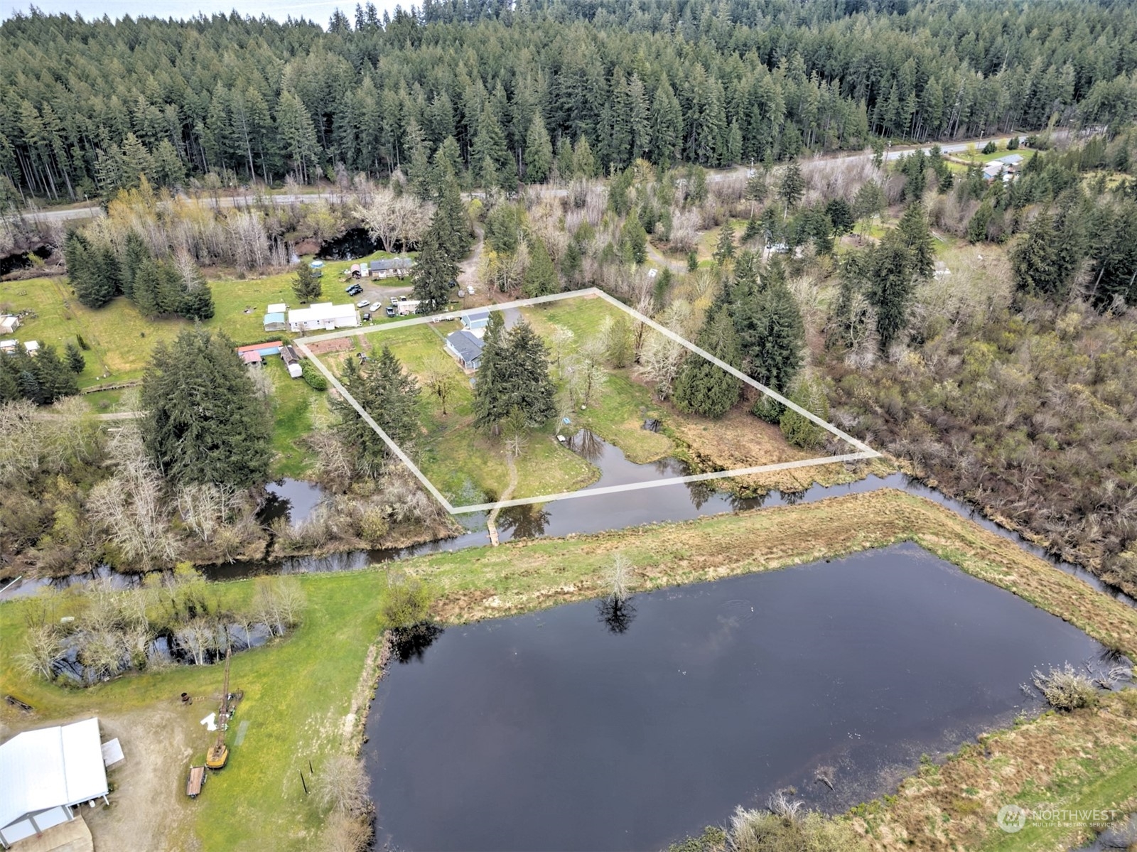 6545 East Grapeview Loop Road Allyn, WA 98524 - Photo 35 of 40 Gallery Image 35