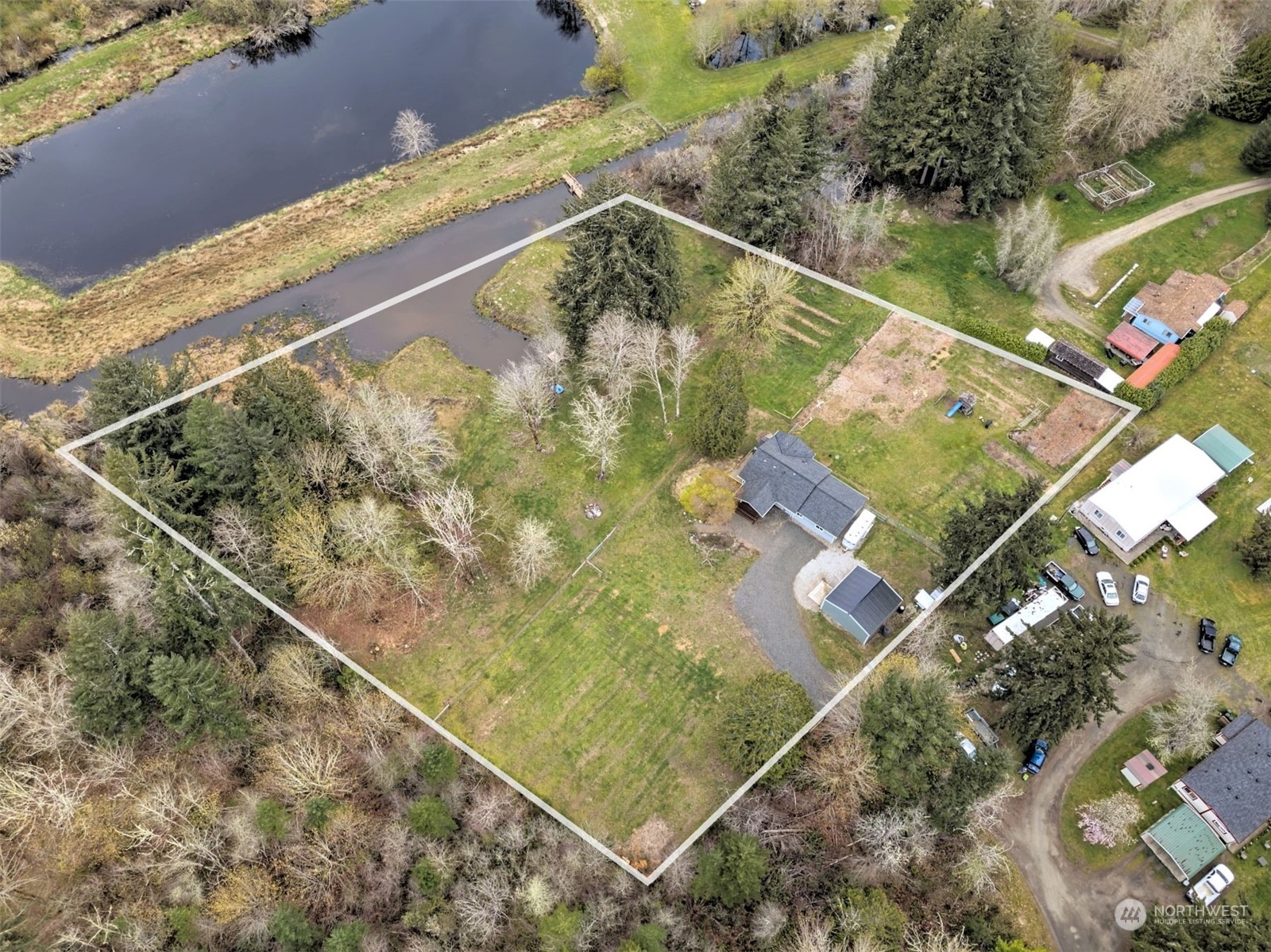 6545 East Grapeview Loop Road Allyn, WA 98524 - Photo 37 of 40 Gallery Image 37