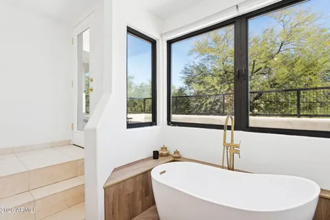 $5,975,000 | 9350 East Via Del Sol Drive, Scottsdale, AZ 85255