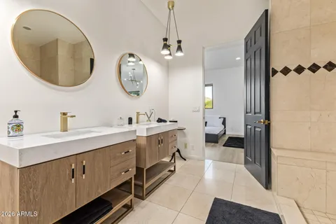 $5,975,000 | 9350 East Via Del Sol Drive, Scottsdale, AZ 85255