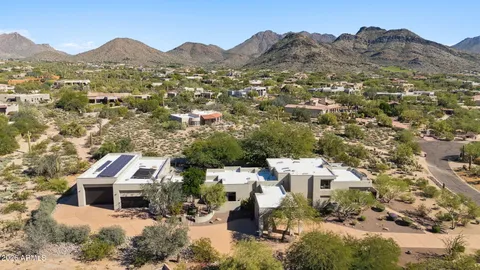 $5,975,000 | 9350 East Via Del Sol Drive, Scottsdale, AZ 85255