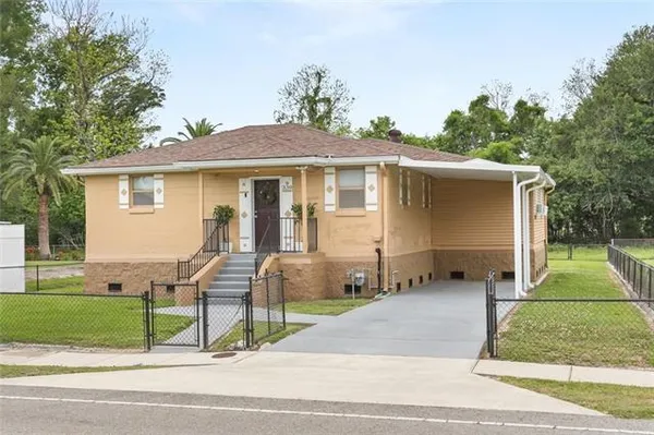 $219,500 | 330 South Kenner Avenue, Westwego, LA 70094