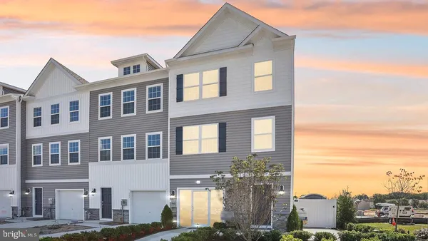$3,100 | 103 Clinton Street, Sicklerville, NJ 08081