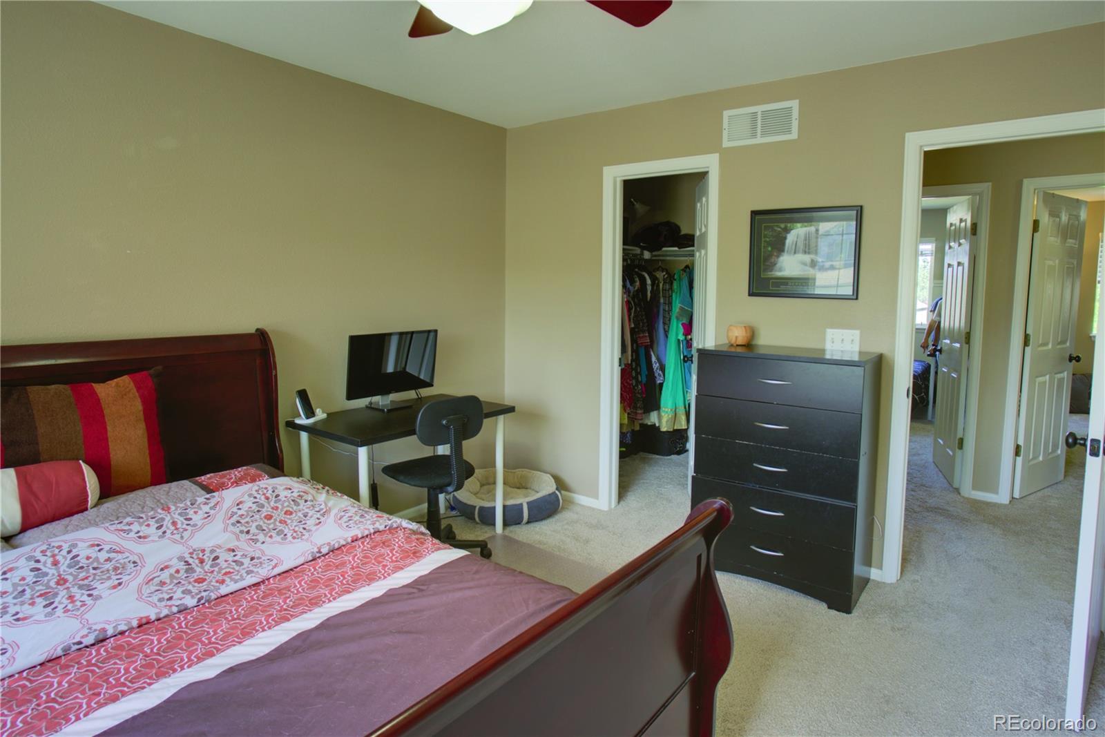 9765 Moss Rose Circle Highlands Ranch, CO 80129 - Photo 4 of 27