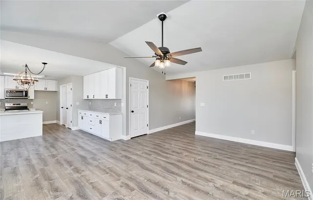 $259,900 | 121 Falcon Way, Winfield, MO 63389