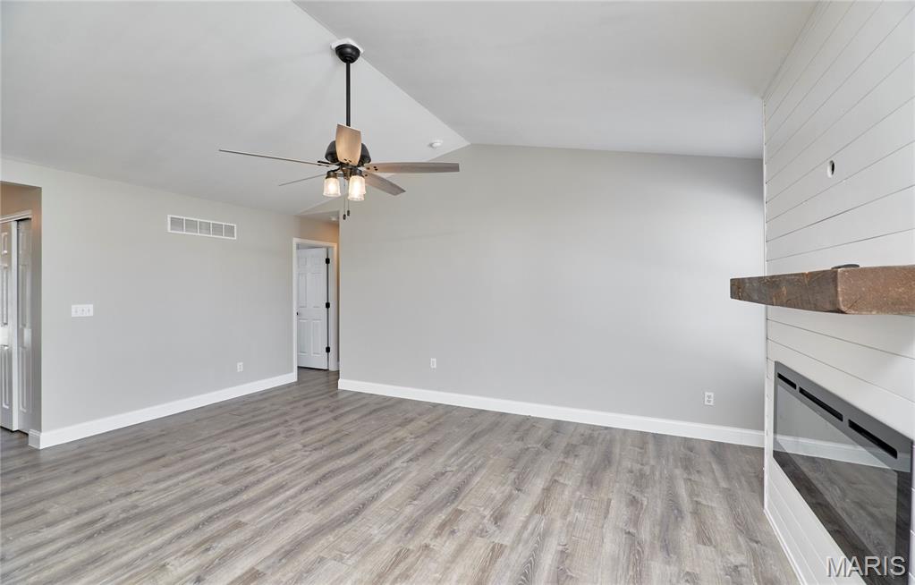 121 Falcon Way Winfield, MO 63389 - Photo 18 of 66