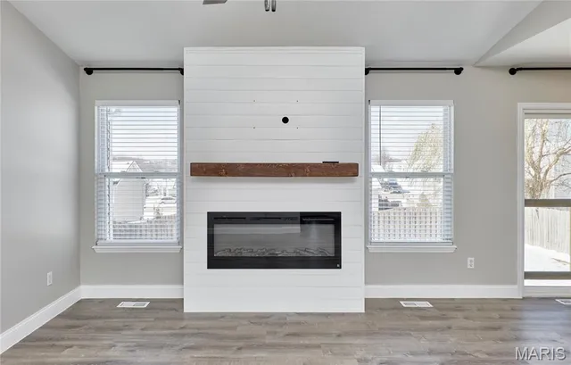 $259,900 | 121 Falcon Way, Winfield, MO 63389