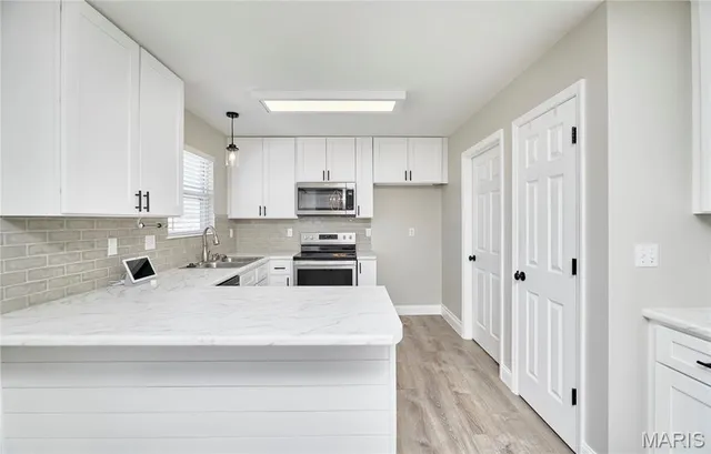 $259,900 | 121 Falcon Way, Winfield, MO 63389