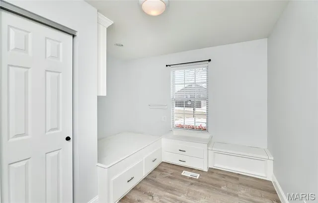 $259,900 | 121 Falcon Way, Winfield, MO 63389