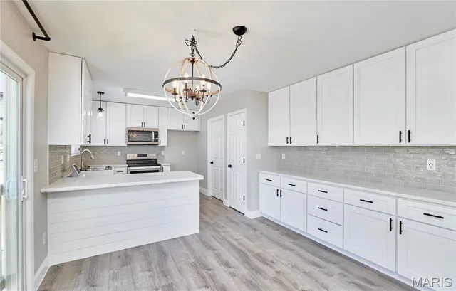 $259,900 | 121 Falcon Way, Winfield, MO 63389