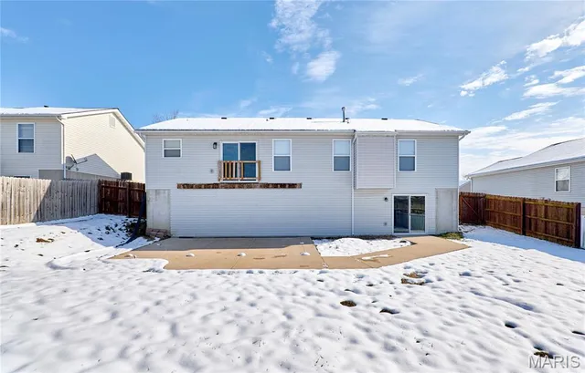 $259,900 | 121 Falcon Way, Winfield, MO 63389