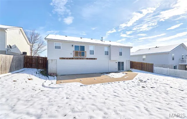 $259,900 | 121 Falcon Way, Winfield, MO 63389