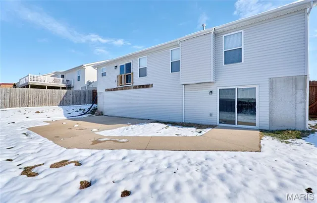 $259,900 | 121 Falcon Way, Winfield, MO 63389