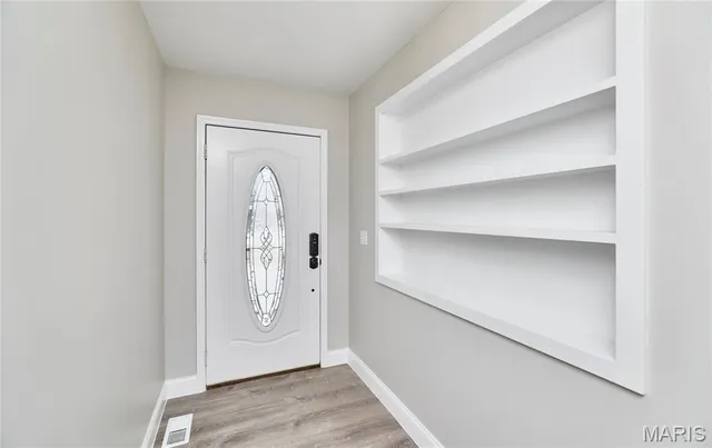 $259,900 | 121 Falcon Way, Winfield, MO 63389