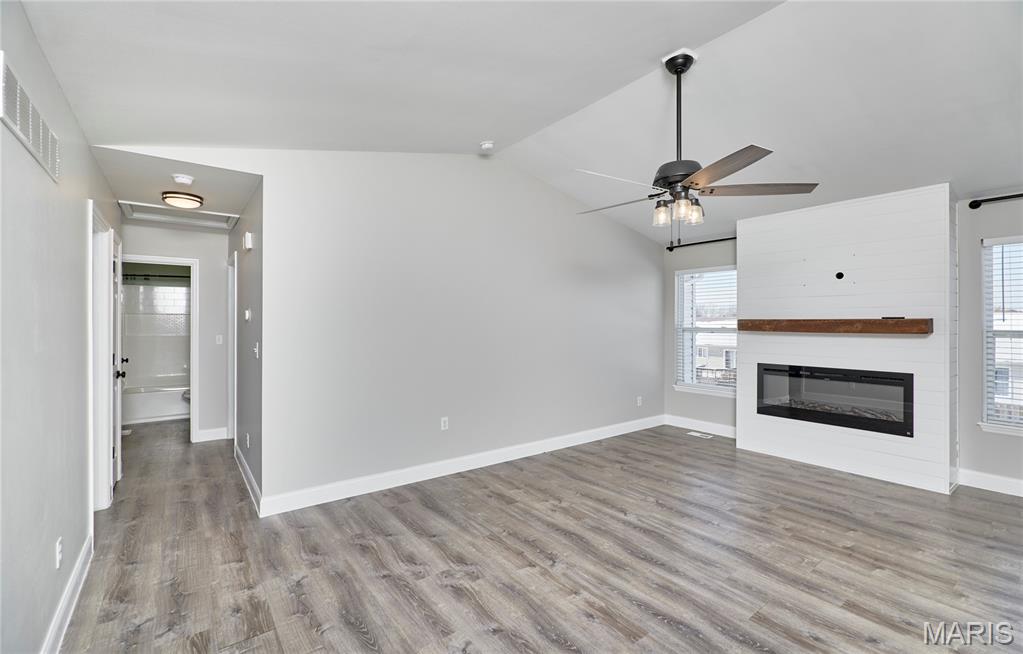 121 Falcon Way Winfield, MO 63389 - Photo 9 of 66