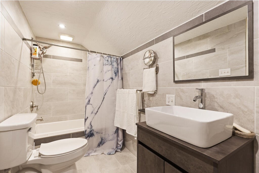 14 Orton Street Worcester, MA 01604 - Photo 24 of 33