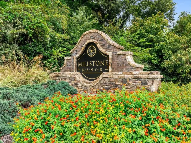 $800,000 | 107 Millstone Manor Court, Woodstock, GA 30188