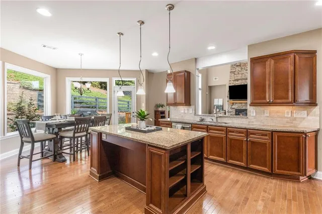 $800,000 | 107 Millstone Manor Court, Woodstock, GA 30188