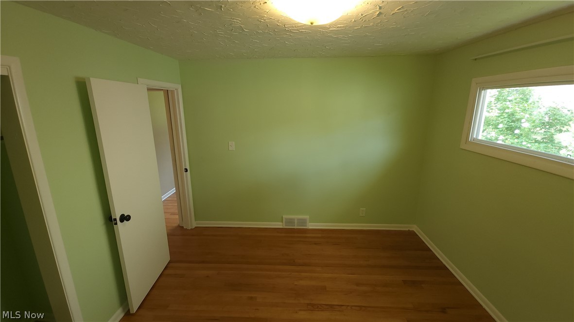 999 Hanley Road Cleveland, OH 44124 - Photo 16 of 29