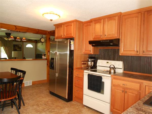 17 Juniper Road Southwick, MA 01077 - Photo 5 of 19 Gallery Image 5