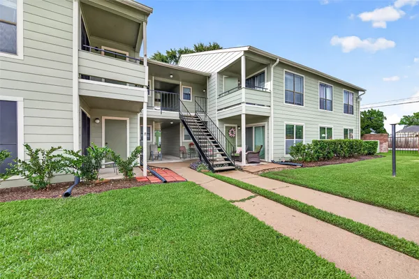 $154,000 | 14777 Wunderlich Drive, Unit 2408, Houston, TX 77069