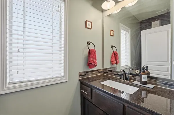 $525,000 | 6603 Northwest 104th Terrace, Kansas City, MO 64154