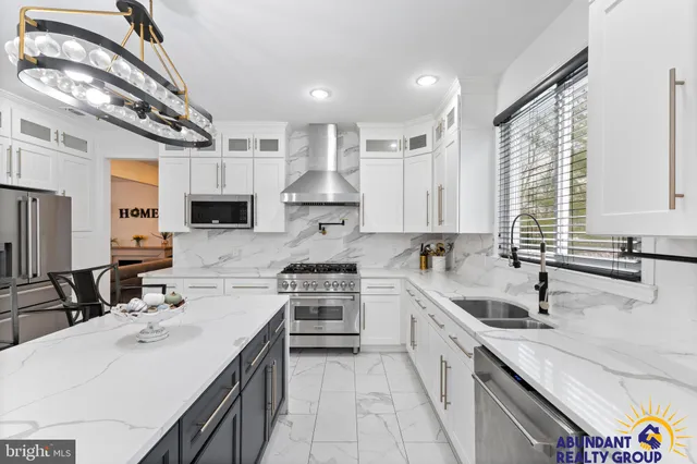 $925,000 | 24 Exton Circle, Cherry Hill, NJ 08003