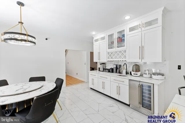 $925,000 | 24 Exton Circle, Cherry Hill, NJ 08003