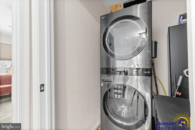 $925,000 | 24 Exton Circle, Cherry Hill, NJ 08003