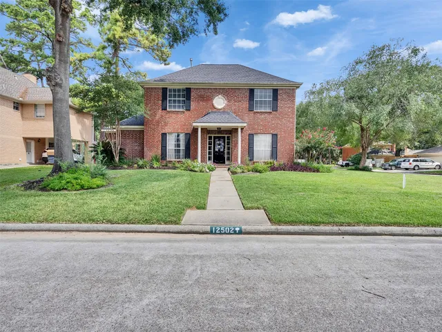 $430,000 | 12502 Wealdstone Drive, Tomball, TX 77377