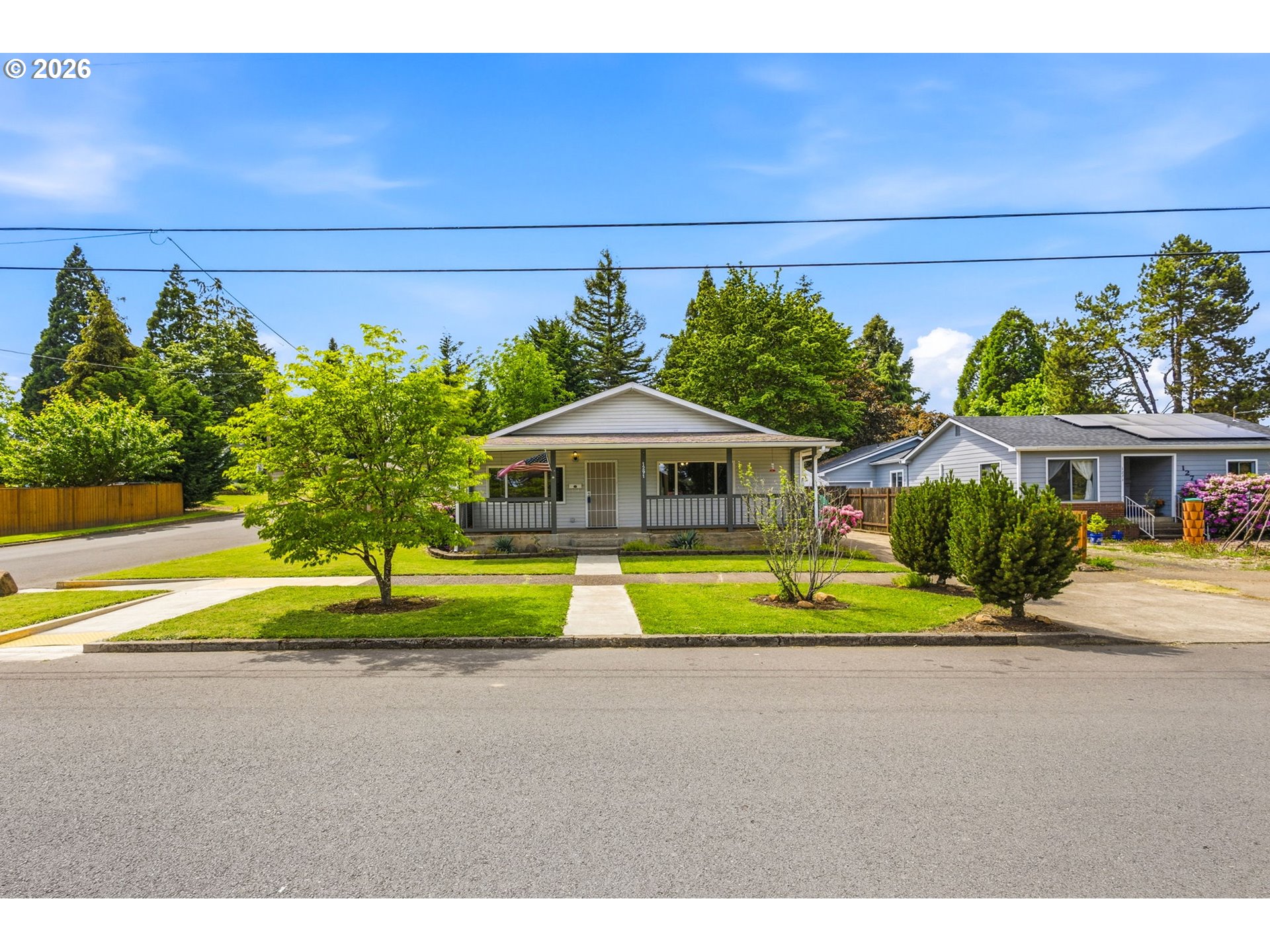 1291 Southwest Hayter Street Dallas, OR 97338 - Photo 2 of 32