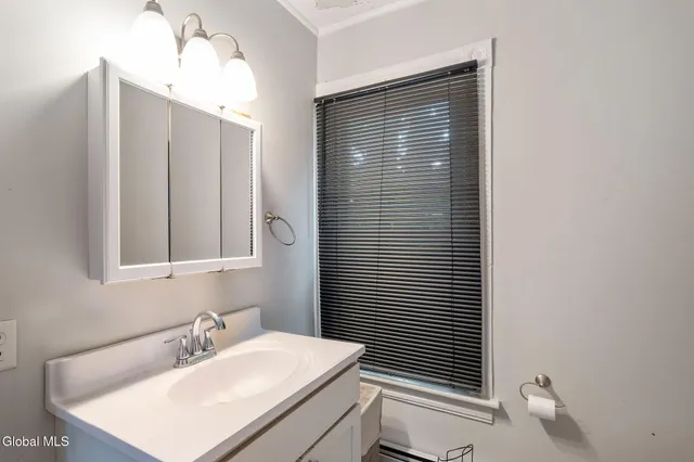 $300,000 | 918 Park Avenue, Schenectady, NY 12308