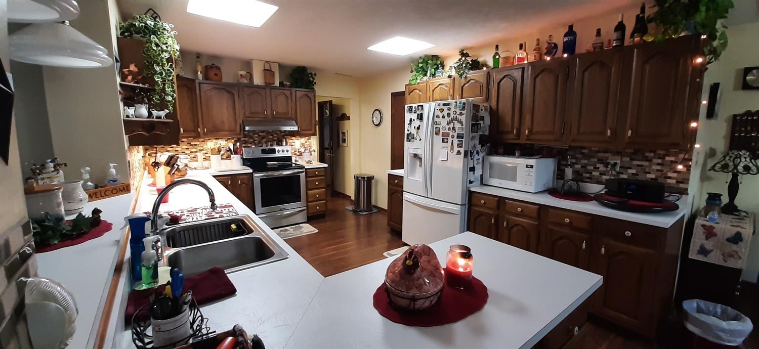 111 Williams Street Rising Sun, IN 47040 - Photo 2 of 36
