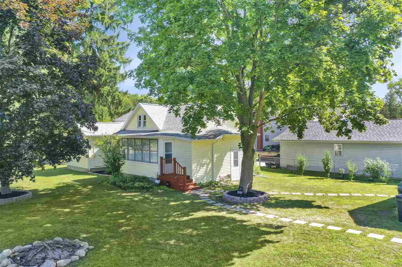 1101 Napoleon Road Jackson, MI 49201 - Photo 1 of 37 Photo 1