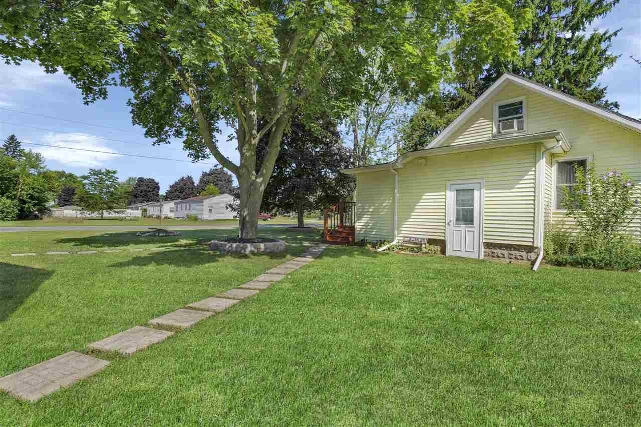 1101 Napoleon Road Jackson, MI 49201 - Photo 3 of 37 Photo 3