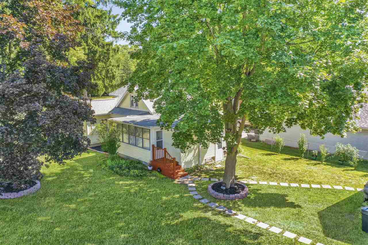 1101 Napoleon Road Jackson, MI 49201 - Photo 4 of 37 Photo 4