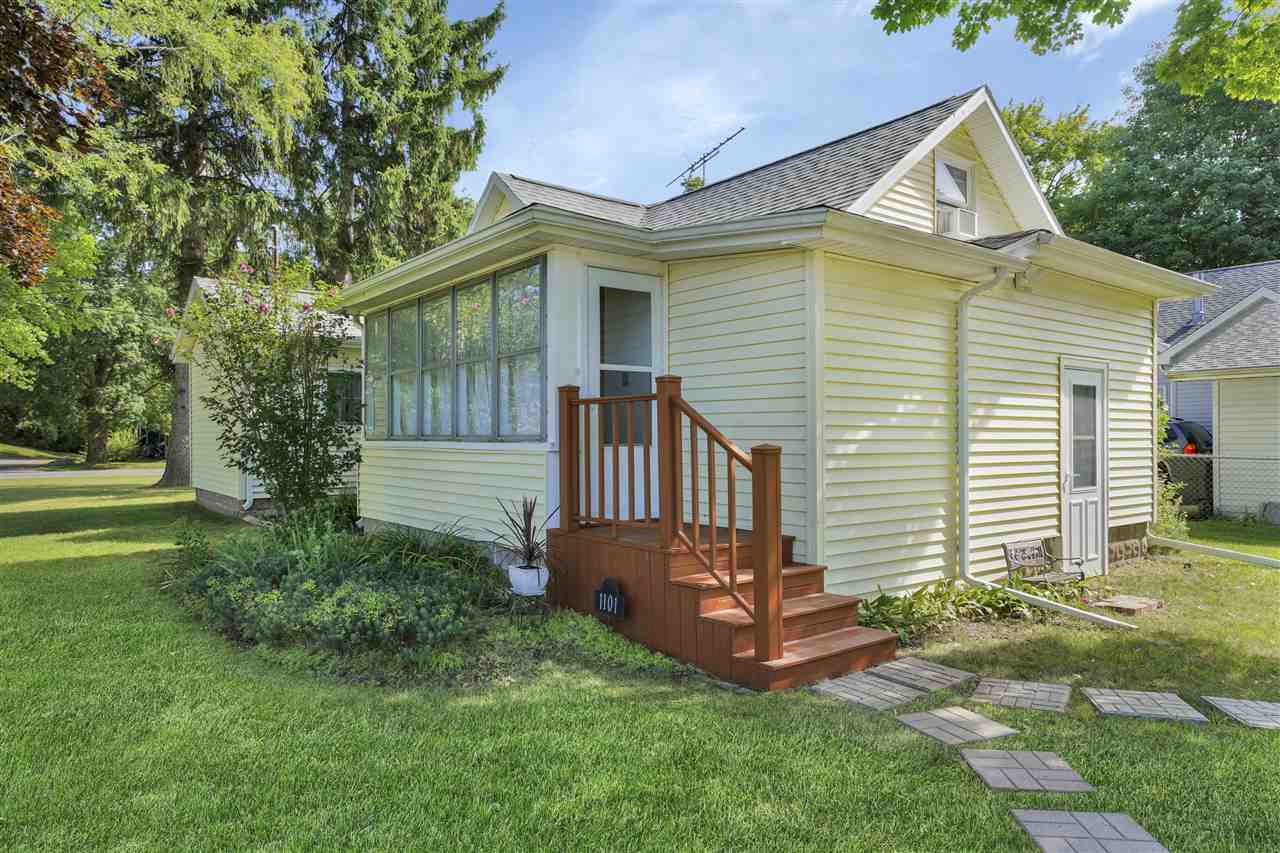 1101 Napoleon Road Jackson, MI 49201 - Photo 6 of 37 Photo 6