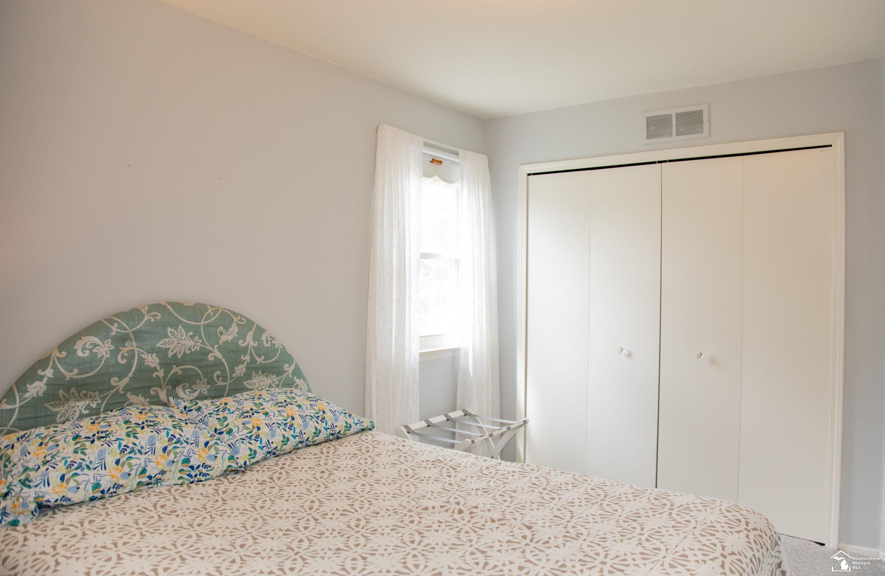 2473 Brookhaven Road Canton, MI 48188 - Photo 13 of 25