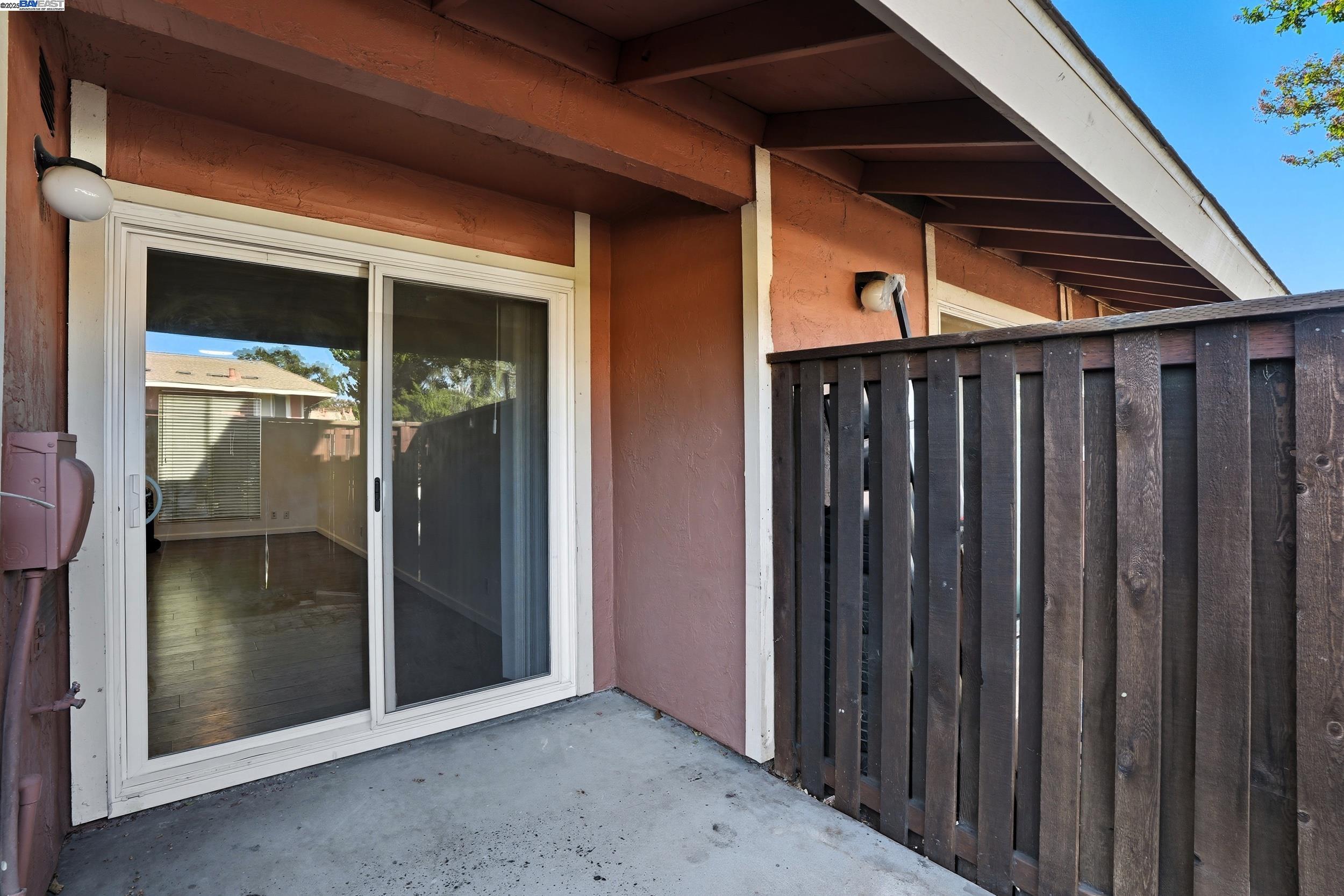 2067 Olivera Road, Unit B Concord, CA 94520 - Photo 15 of 23 a view of a wooden door