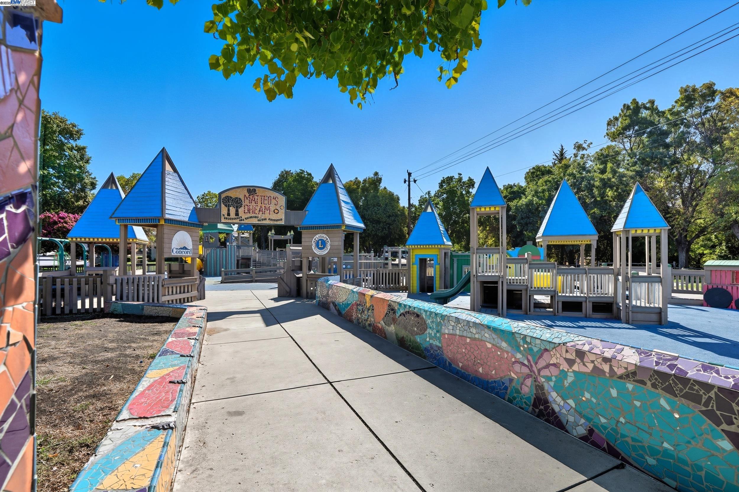 2067 Olivera Road, Unit B Concord, CA 94520 - Photo 21 of 23 a view of a house with sitting area and furniture
