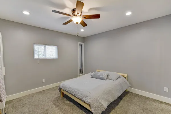 $1,600 | 935 La Posada Drive, Unit 213, Austin, TX 78752