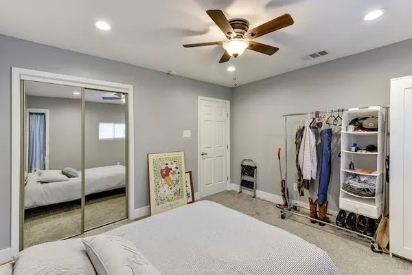 $1,600 | 935 La Posada Drive, Unit 213, Austin, TX 78752