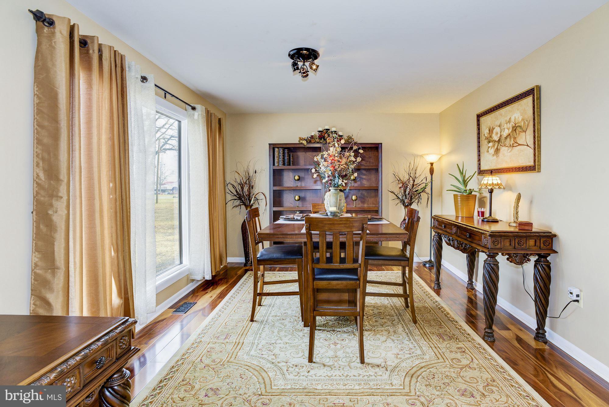 692 Woodlane Road Westampton, NJ 08060 - Photo 21 of 59 Formal Dining Room
